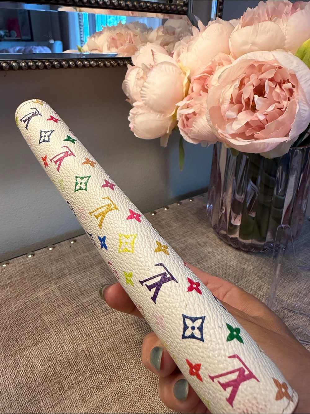 EUC Louis Vuitton + Murikami White Multicolor Monogram trifold snap Wallet - Picture 7 of 13